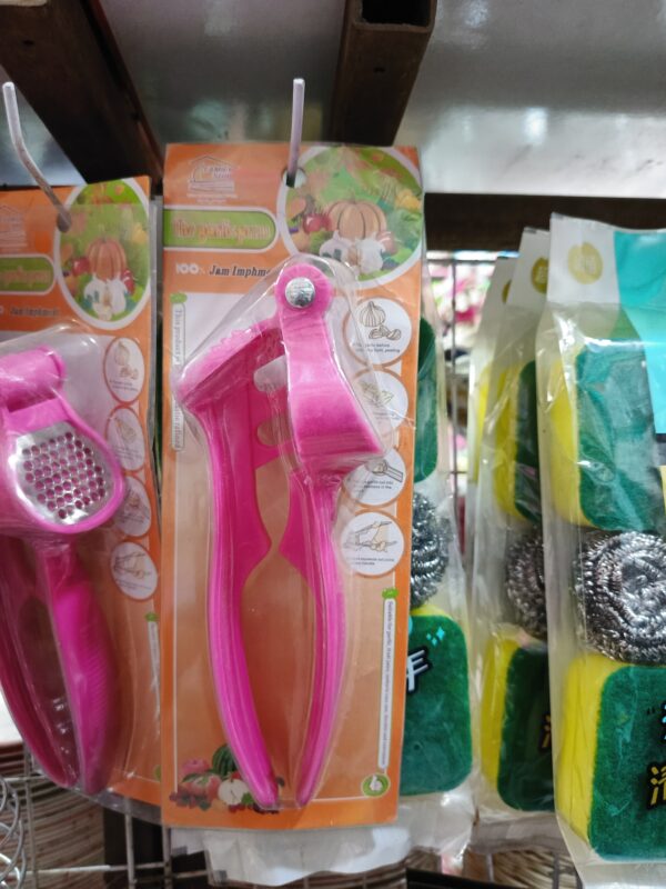 Garlic Crusher
